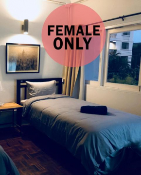 Pingplalee Female House